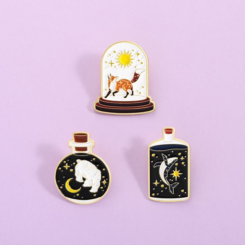 Embroidery Fish - Starry Sky Magic Bottle Animal Enamel