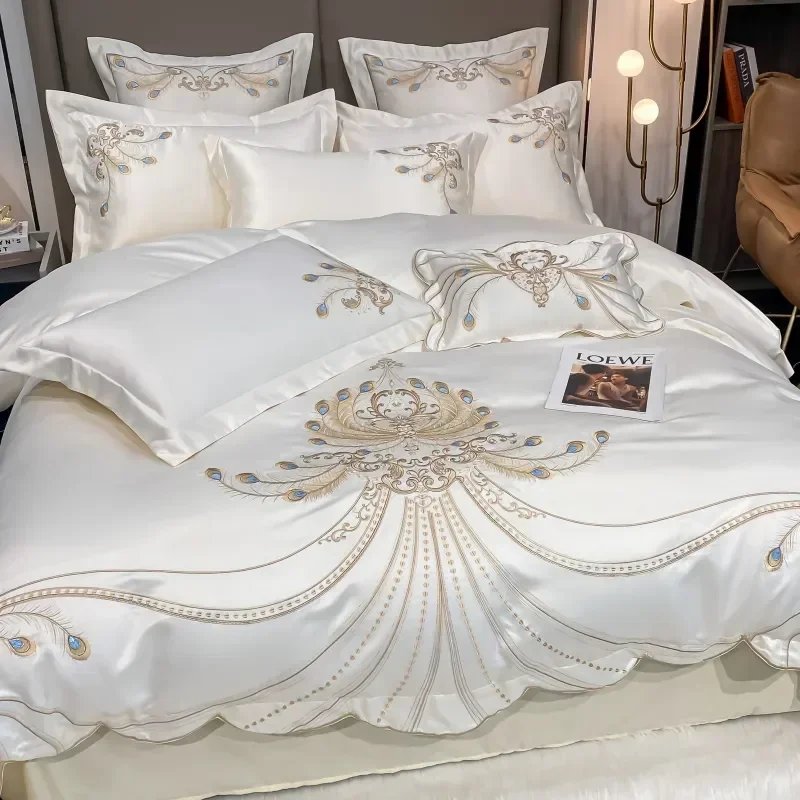 Luxury Gold Feather Embroidery - Embroidery Quilt Cover 评论和价格