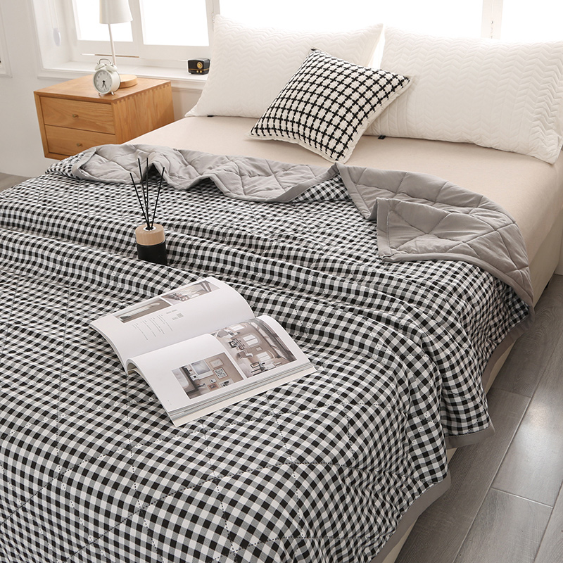 A solid color spring/summer wa - Embroidery Quilt Cover 评论和价格