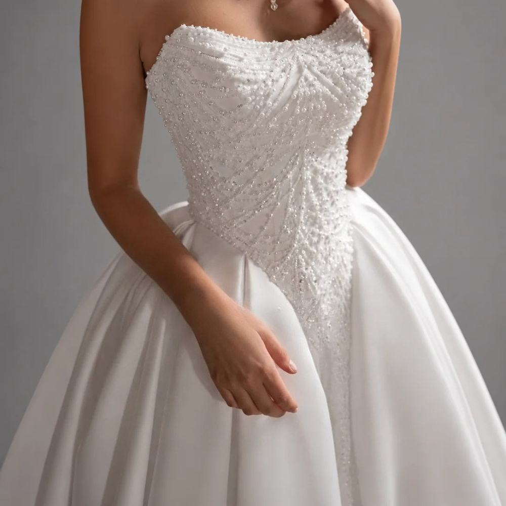 Customized Elegant Wedding Dre - Embroidery Online Design 评论和价格