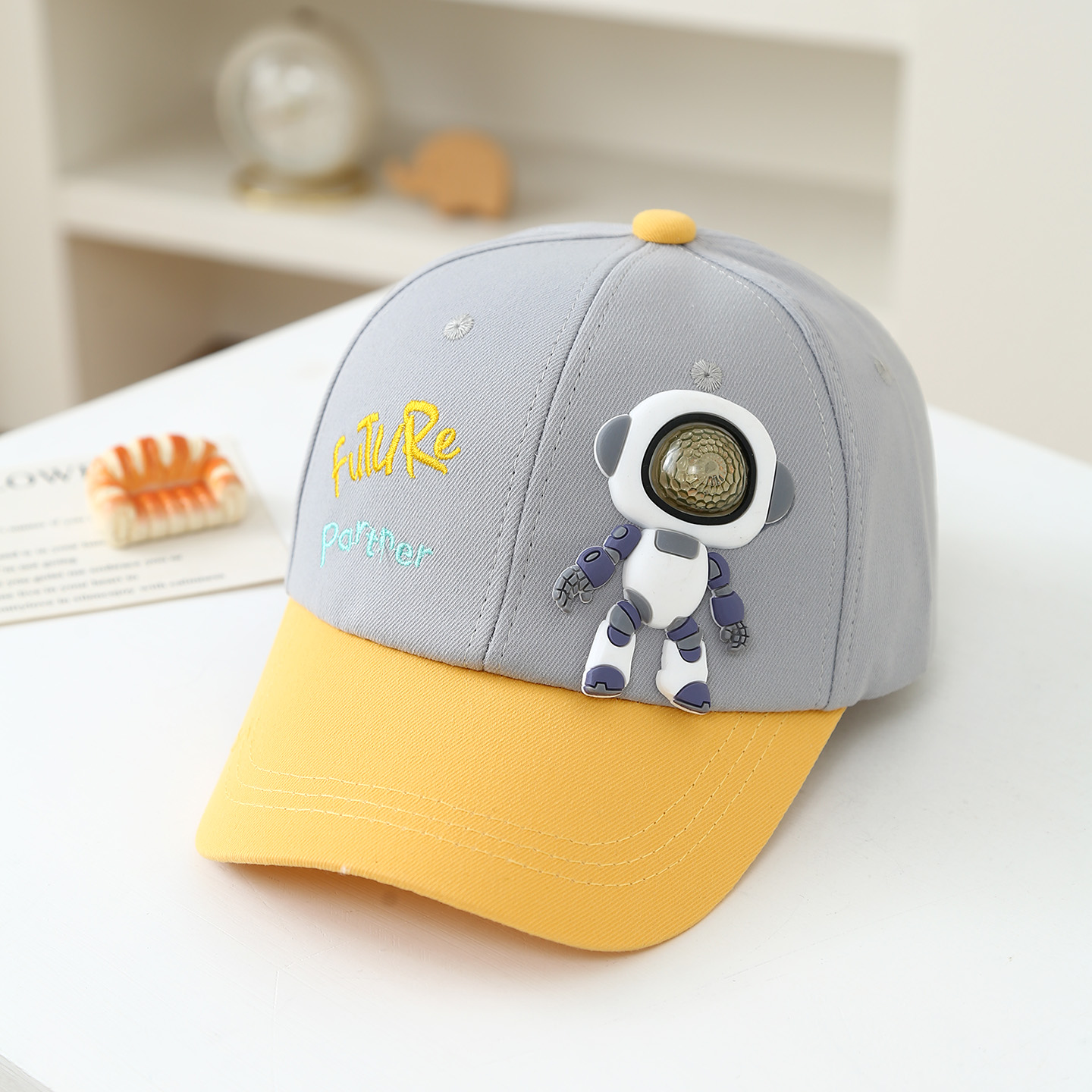 Children's Soft Rubber Robot D - Embroidery Letter 评论和价格