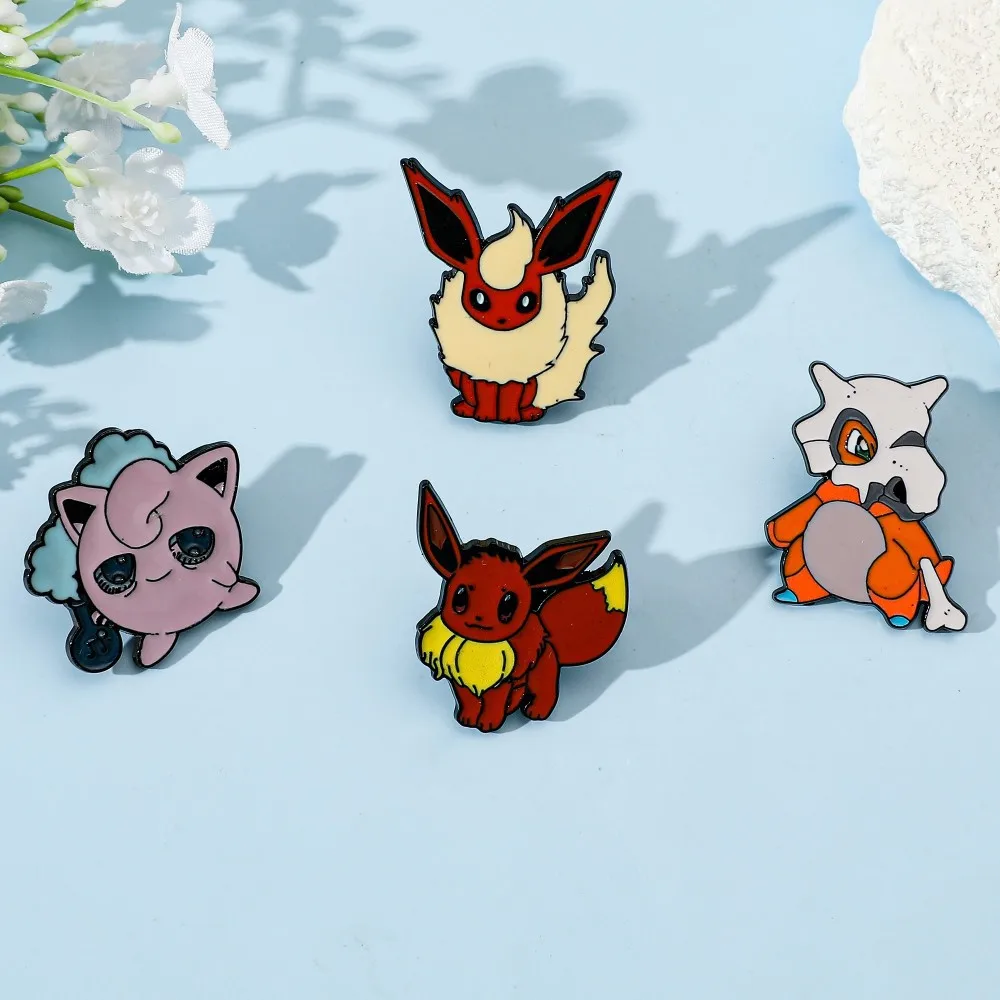 4 Pcs Characters Cartoon Brooc - Embroidery Wallpaper 评论和价格