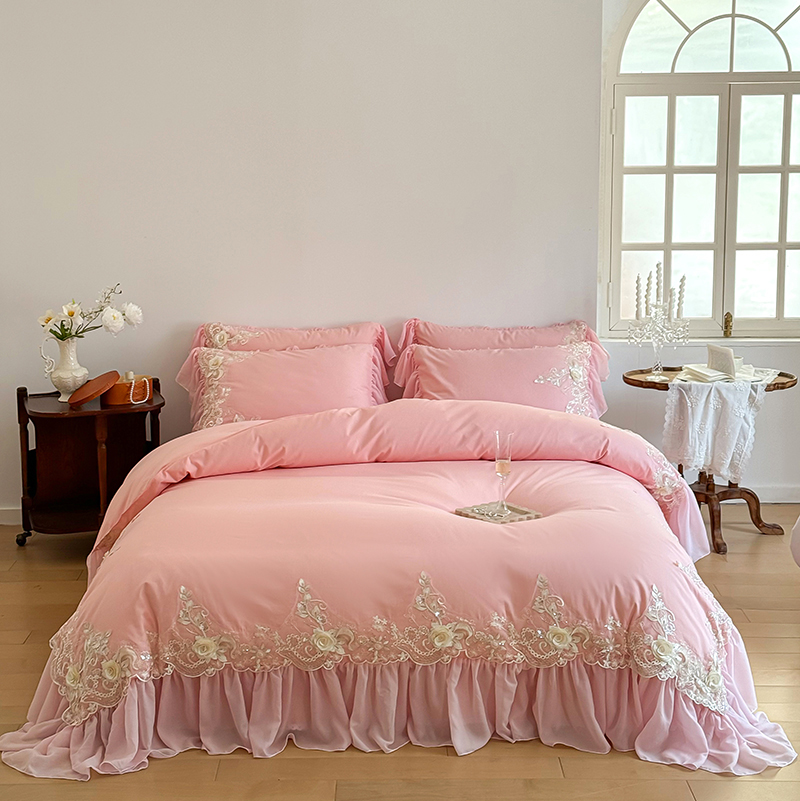 Elegant Lace Rose Embroidery B - Embroidery Quilt Cover 评论和价格