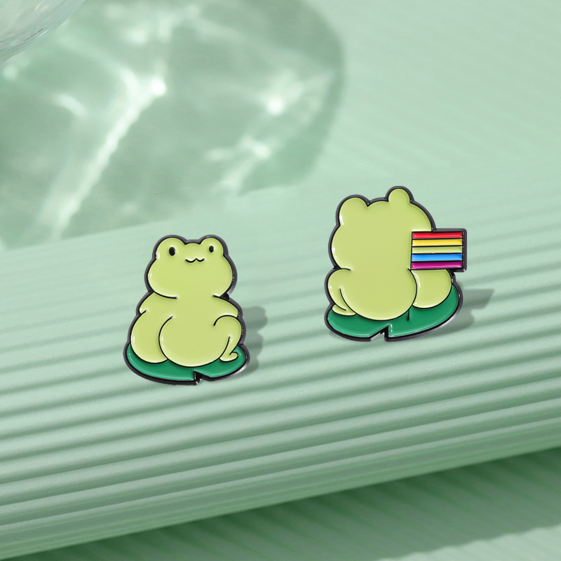 Cute Green Frog Enamel Pins Cu - Embroidery Fish 评论和价格