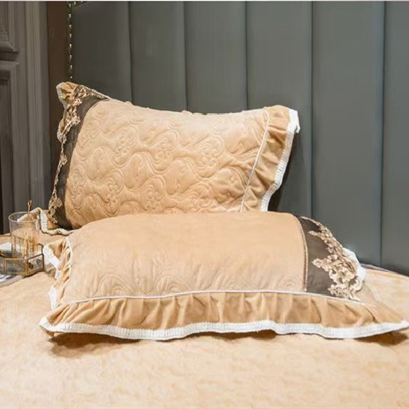 Luxury European Crystal Velvet - Embroidery Quilt Cover 评论和价格