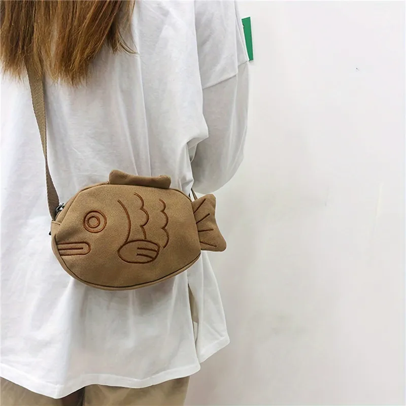 Fish Shape Canvas Messenger Ba - Embroidery Fish 评论和价格